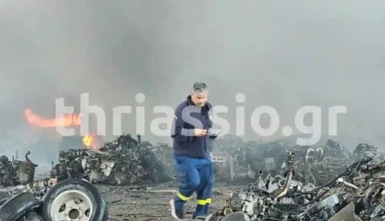 Έσβησε-η-πυρκαγιά-σε-χώρο-ανακύκλωσης-στον-Ασπρόπυργο