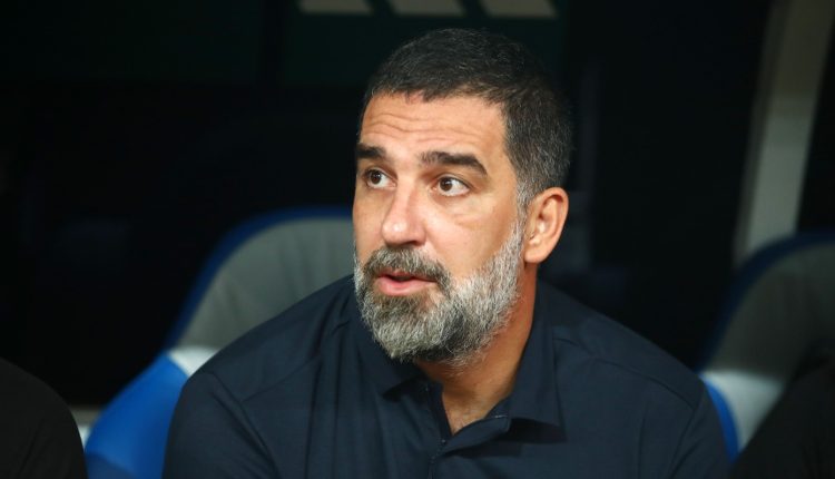 Αρντά-Τουράν:-«Εξαιρετικός-προπονητής-ο-Νίκολιτς,-είμαι-αφοσιωμένος-στη-Σαχτάρ»