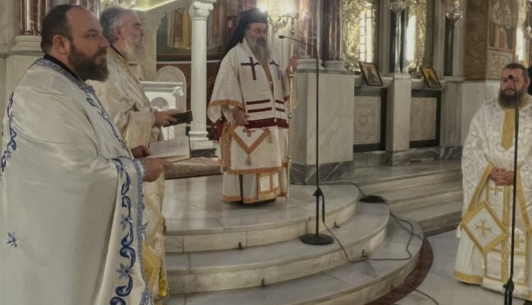 Η-σύναξη-των-Αγίων-της-Χίου-στον-Ιερό-Ναό-Αγίου-Δημητρίου-Νέου-Φαλήρου