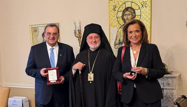 Τιμητική-εκδήλωση-του-Αμερικής-Ελπιδοφόρου-για-τον-Πρόεδρο-της-ΕΟΕ-Ισίδωρο-Κούβελο-ενόψει-Λος-Αντζελες-2028