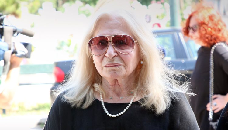 Σήμερα-το-τελευταίο-αντίο-στην-Μπέτυ-Βαλάση
