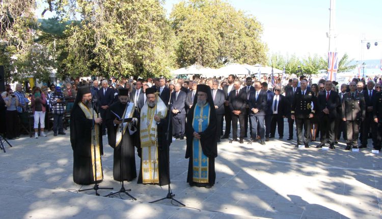 Λαμπρός-ο-Εορτασμός-της-Ναυμαχίας-του-Ναβαρίνου-στην-Πύλο