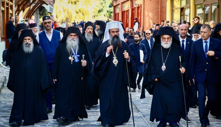 Η-υποδοχή-του-Πατριάρχη-Βουλγαρίας-Δανιήλ-στο-Άγιον-Όρος-(ΦΩΤΟ)