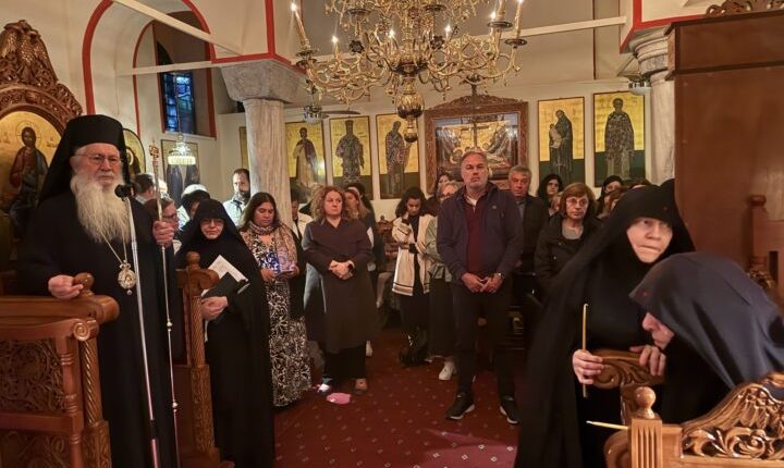 Ρασοφορία-Μοναχής-στην-ΙΜ.-Αγίου-Ιωάννου-του-Θεολόγου-Βαγίων