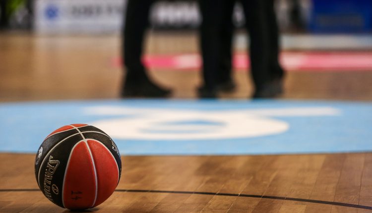 Στημένα-στο-μπάσκετ:-Πρώτος-στον-ανακριτή-ο-διαιτητής-με-τις-820.000-ευρώ,-τι-λέει-για-τα-λεφτά-–-Την-Κυριακή-απολογείται-ο-Λιόλιος