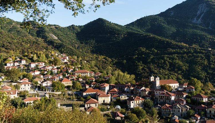 Ορεινή-Ναυπακτία:-Το-στοίχημα-για-το-μέλλον-των-χωριών,-οι-προκλήσεις-και-οι-νέες-προοπτικές