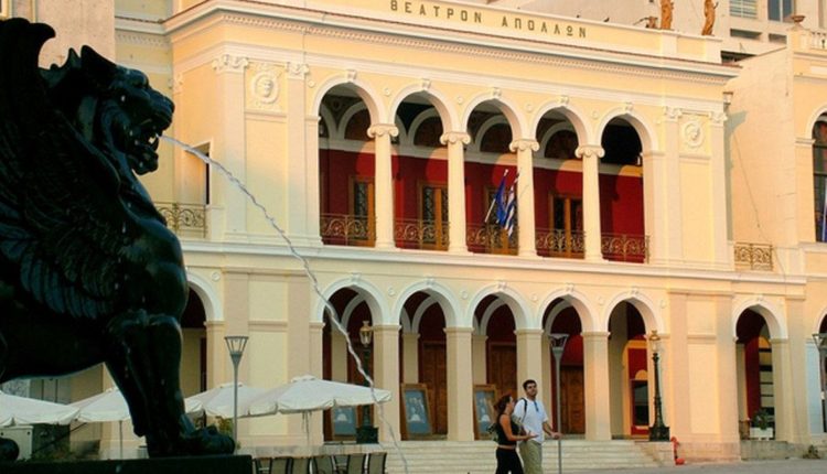 Αποκαθίσταται-το-ιστορικό-θέατρο-«Απόλλων»-155-χρόνια-μετά-την-κατασκευή-του