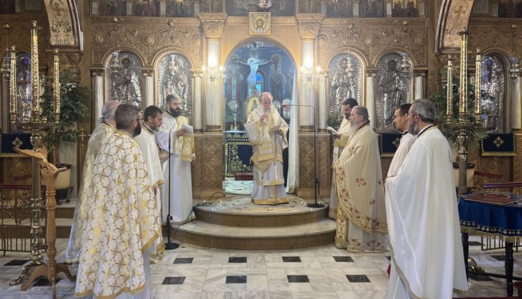 Η-αρχαιοπρεπής-Θεία-Λειτουργία-του-Αγίου-Ιακώβου-του-Αδελφοθέου-στην-Ελευθερούπολη