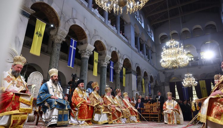 Θεσσαλονίκη-τιμά-τον-πολιούχο-της,-Άγιο-Δημήτριο-τον-Μυροβλύτη-(ΦΩΤΟ)