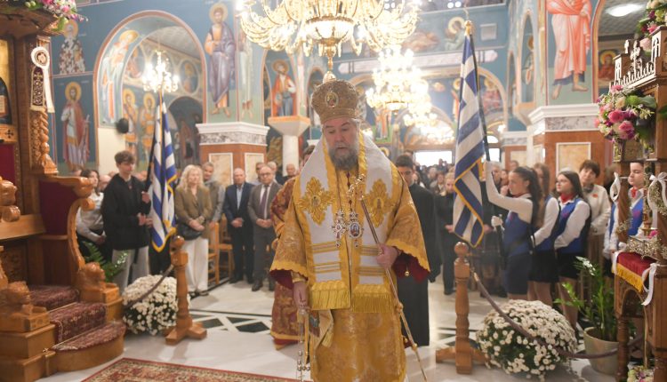 Σερρών-Θεολόγος:-«Ο-στολισμός-και-η-δόξα-της-Εκκλησίας-είναι-το-αίμα-των-μαρτύρων-Της»