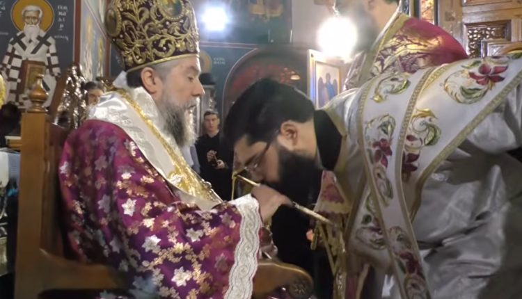 Χειροτονία-νέου-πρεσβυτέρου-στην-Ιερά-Αρχιεπισκοπή-Αθηνών