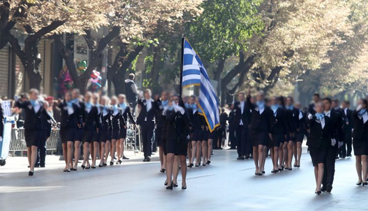 Η-κακοκαιρία-ακυρώνει-τις-παρελάσεις-της-28ης-Οκτωβρίου-–-Ποιες-είναι-οι-περιοχές-με-τα-προβλήματα