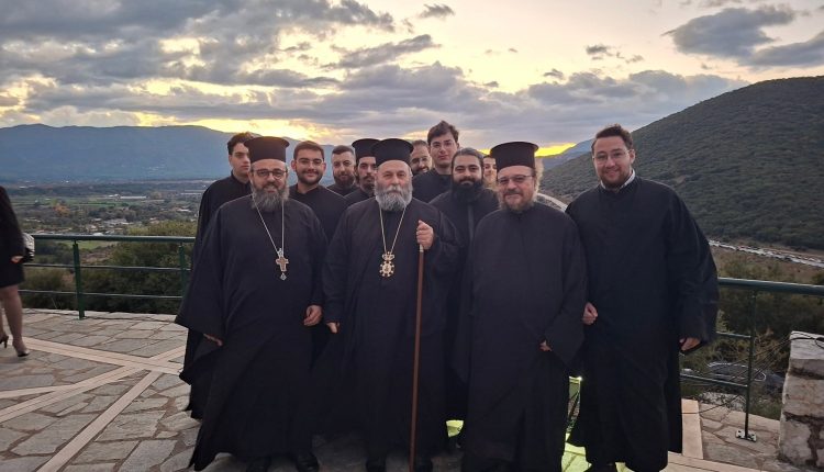 Η-ΣΜΥΚ-Βελλάς-στο-Μνημείο-του-Μαχητή-στο-Καλπάκι-Ιωαννίνων
