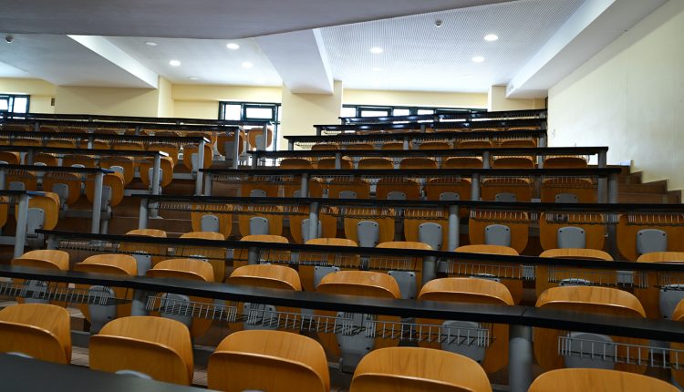 Νέο-πλαίσιο-για-την-πιστοποίηση-των-προγραμμάτων-σπουδών-στην-ανώτατη-εκπαίδευση-–-Ενιαίοι-κανόνες-για-όλα-τα-πανεπιστήμια