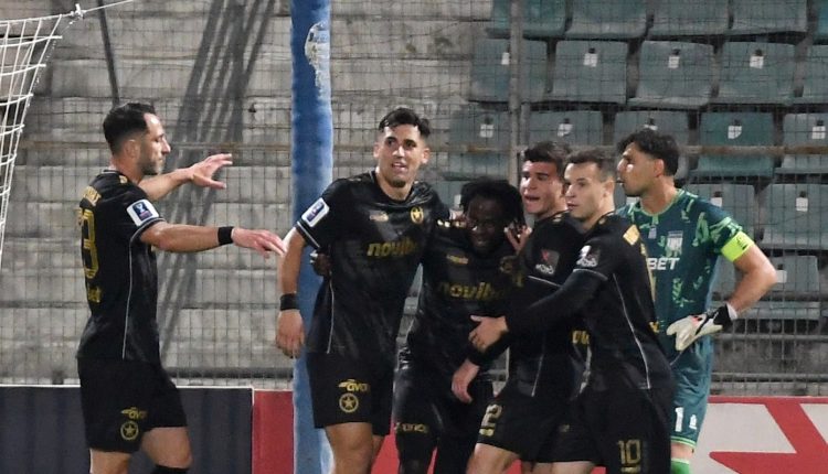 Κύπελλο-Ελλάδας:-Ο-Ατρόμητος-πέρασε-με-3άρα-από-τον-Βόλο-και-ελπίζει-για-4άδα