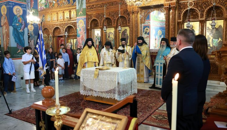 Με-προσευχή-οι-Ελληνορθόδοξοι-του-Αμμάν-τίμησαν-την-Εθνική-Επέτειο-του-«ΟΧΙ»,-μια-εβδομάδα-μετά-την-τρομοκρατική-επίθεση-στον-Ιn.-Αγίου-Γεωργίου