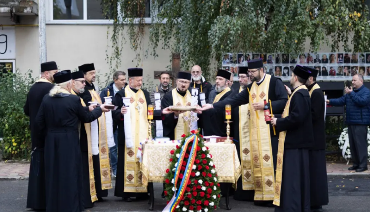 Προσευχή-για-τα-θύματα-πυρκαγιάς-σε-νυχτερινό-κέντρο-του-Βουκουρεστίου-11-χρόνια-μετά-την-τραγωδία